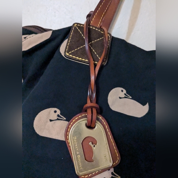DOONEY AND BOURKE HANG BAG - Picture 3 of 9